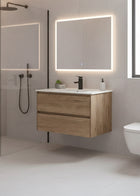 Meuble salle de bain Dune en bois suspendu avec miroir LED dans une salle de bain moderne Inobath